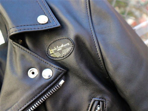 革ジャンの下北沢 古着