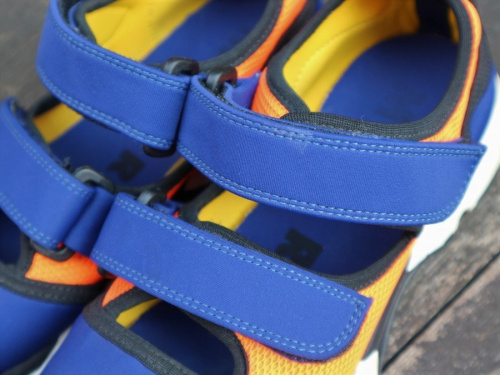 マルニのサンダル