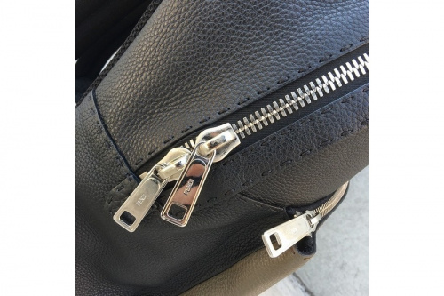 フェンディのモンスターリュック