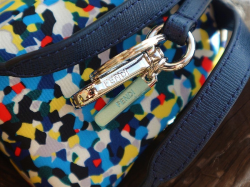 バックの下北沢