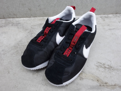 スニーカーのコラボ