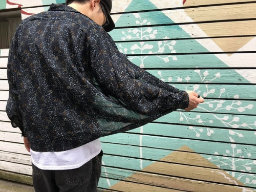 オープンカラーシャツのメンズ