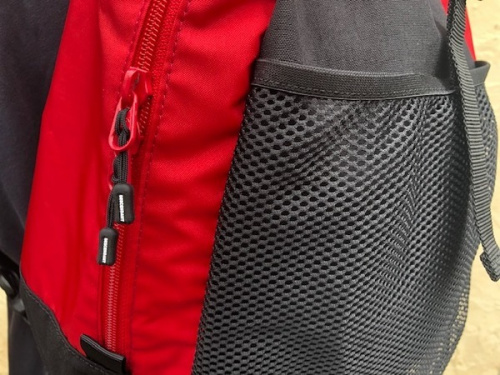 ディセンダントのメッシュバックパック