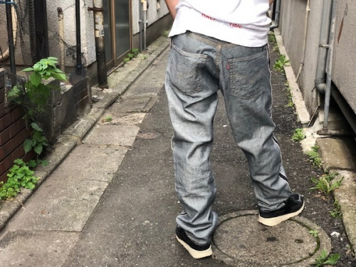 デニムパンツのBEAMS