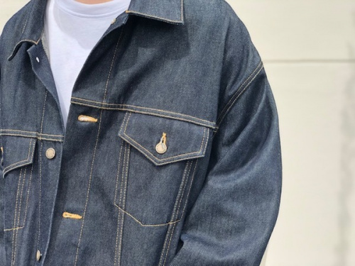 リブデニムジャケットのオーバーサイズ