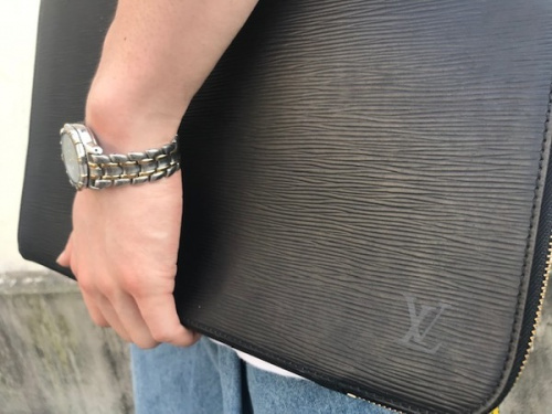 クラッチバッグのメンズ