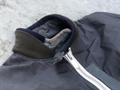 サカイのボンバージャケット