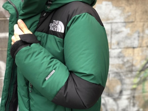 バルトロライトジャケットのバルトロ