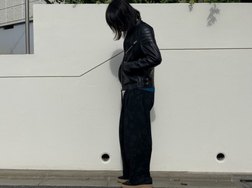 アクネストゥディオズのレザージャケット