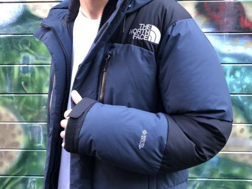 ダウンジャケット