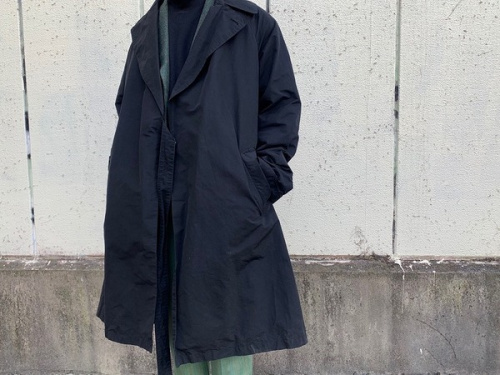 ドメスティックブランドのCOMOLI