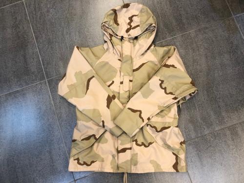 エクワックスのゴアテックスパーカー　Large-Short