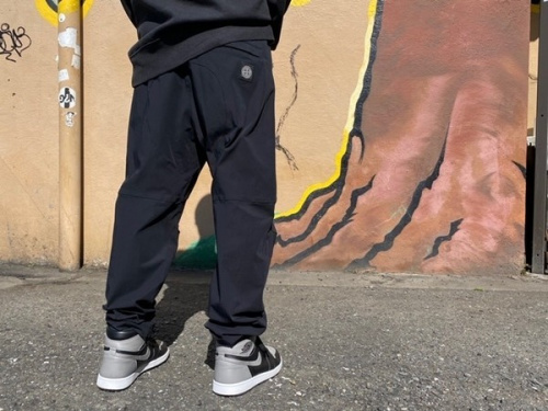 インポートブランドのSTONE ISLAND