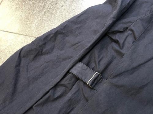 コモリのTYPEWRITER TIELOCKEN COAT