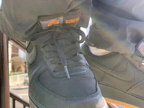 ナイキのAIR FORCE 1 GTX
