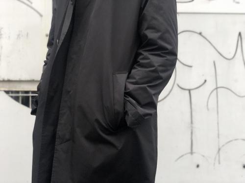 ステンカラーコートのNEWGRAVE