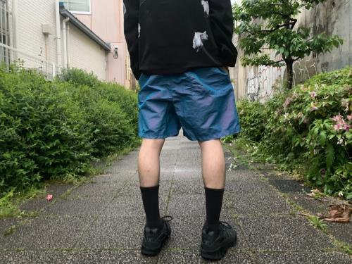 ストーンアイランドのハーフパンツ　ナイロンメタル　