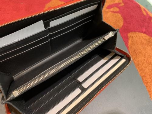 ラージジップマルチファンクションのレディース 　ブランド財布　101873JFL