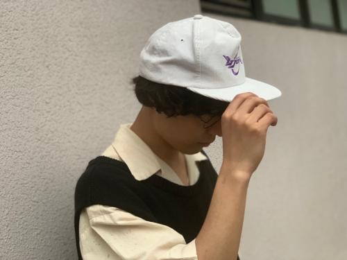 ビョークのヴィンテージ　コーデュロイキャップ