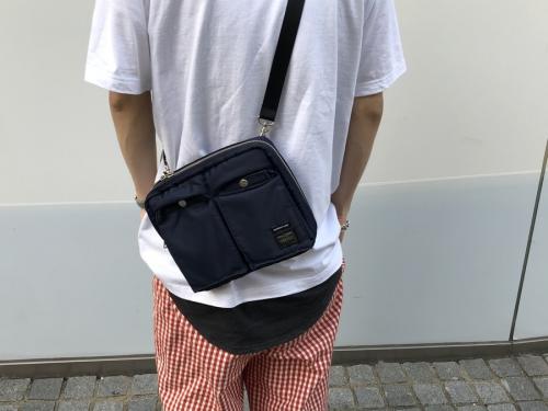 ショルダーバッグ　ビジネスバッグのメンズ