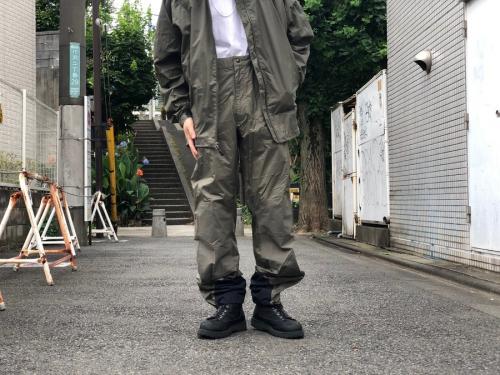 レインシャドージャケット 19022F6のストレッチマイクロバーストパンツ