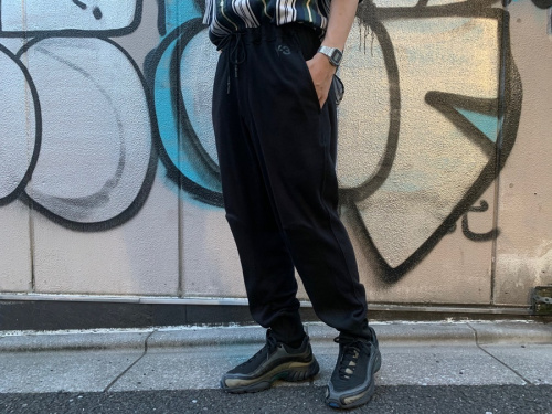 ストリートブランドのY-3
