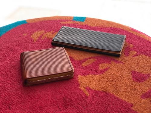 イッセイミヤケメンの財布　二つ折り財布　長財布