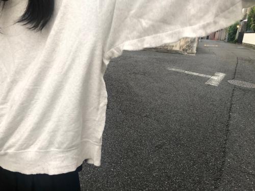 アンユーズドのUS1426 カットオフオーバーサイズP/Oスウェット