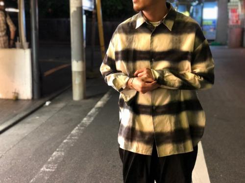 シンヤコズカのクラシックシャツ