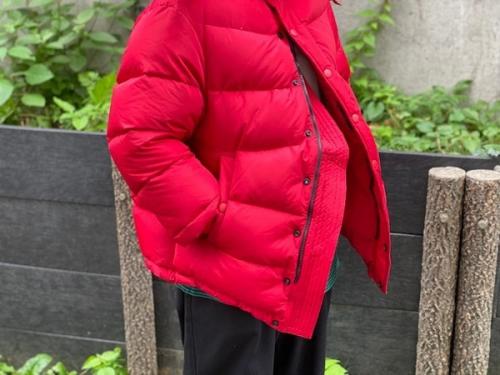 バレンシアガのSwing Puffer Jacket