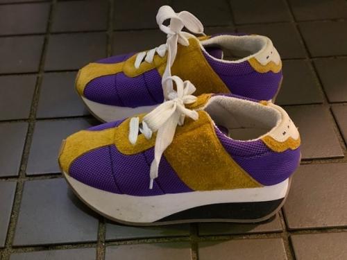 マルニのスニーカー