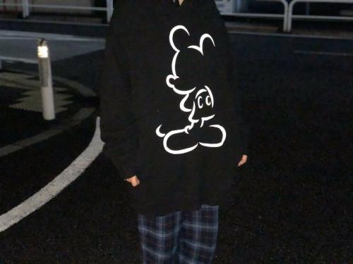 マスターマインド×ディズニーのプリントパーカー