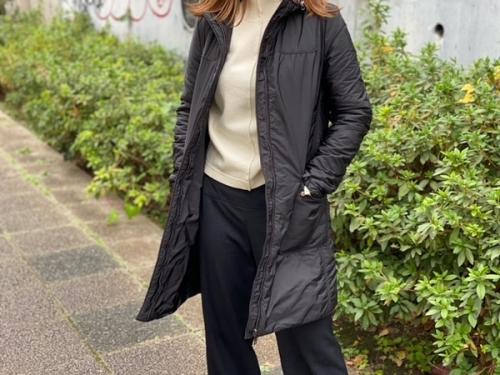 ジルサンダンネイビーのパデッドフーデッドコート