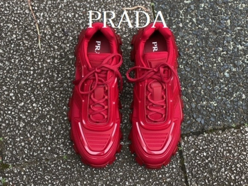 インポートブランドのPRADA