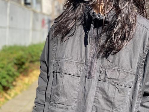 ストーンアイランドのヴィンテージ加工ハーフジップジャケット