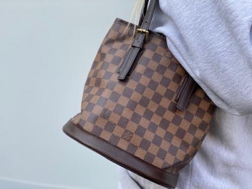 ルイ ヴィトン　のダミエバレバケット