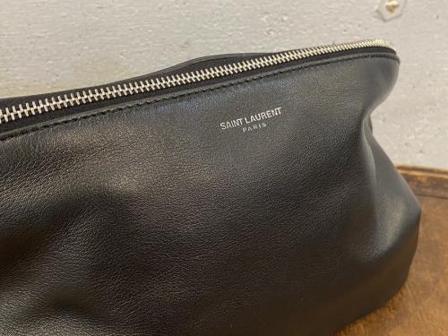 Saint Laurent Parisのサンローランパリ