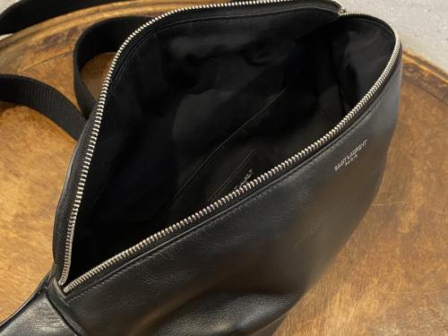 クラシックソフフトカーフボディバッグバッグの下北沢　古着　ブランド古着