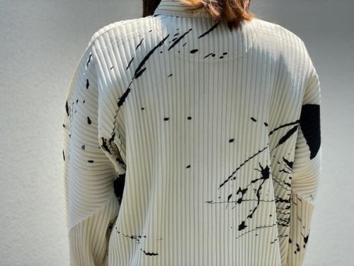 オム プリッセ イッセイ ミヤケのペインテッドプリーツジャケット