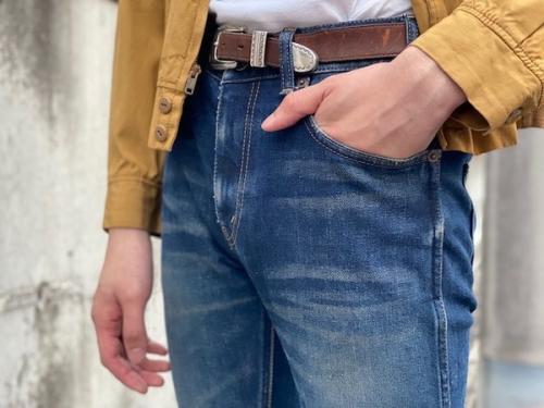 セリーヌのストレッチデニム