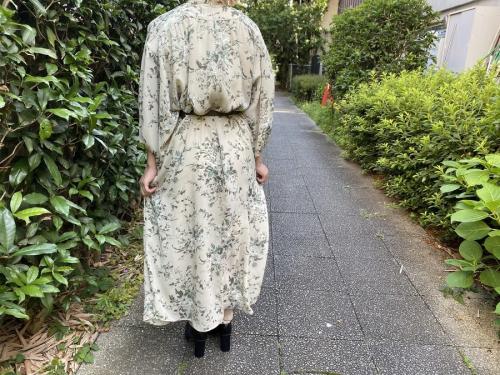 クラネのオールドフラワーワンピース