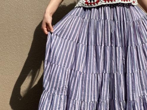 マリハの草原の虹のスカート