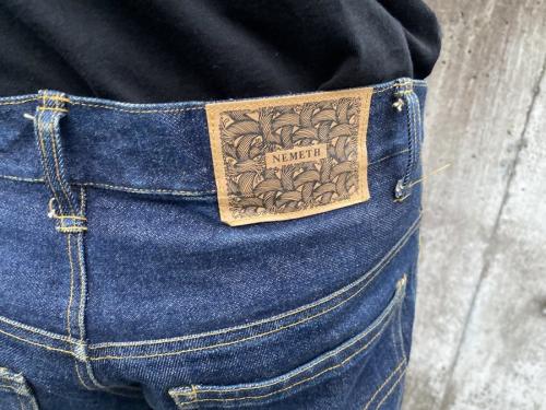 ニーデザインデニムパンツの下北古着買取