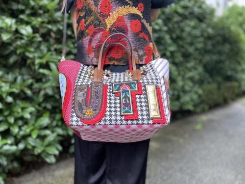 クリスチャンルブタンのカラカバスモール ミックス/カーフ