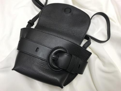 ベルトバッグナノのレディース　下北沢　古着　ブランド古着