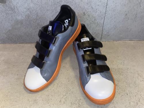 adidas×RAF SIMONSのアディダス×ラフシモンズ