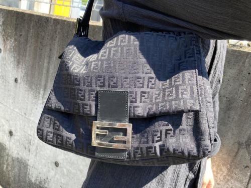 フェンディのズッキーノーマンマバケット