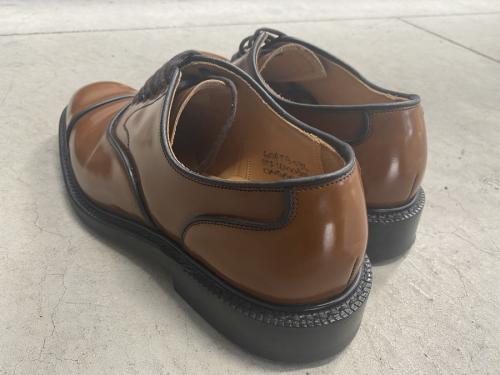 オンガーオックスフォードシューズの革靴