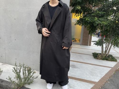 イレニサのコットンギャバジンラグランスリーブオーバーコート