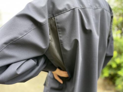 ハイブリッドジャケットのメンズ